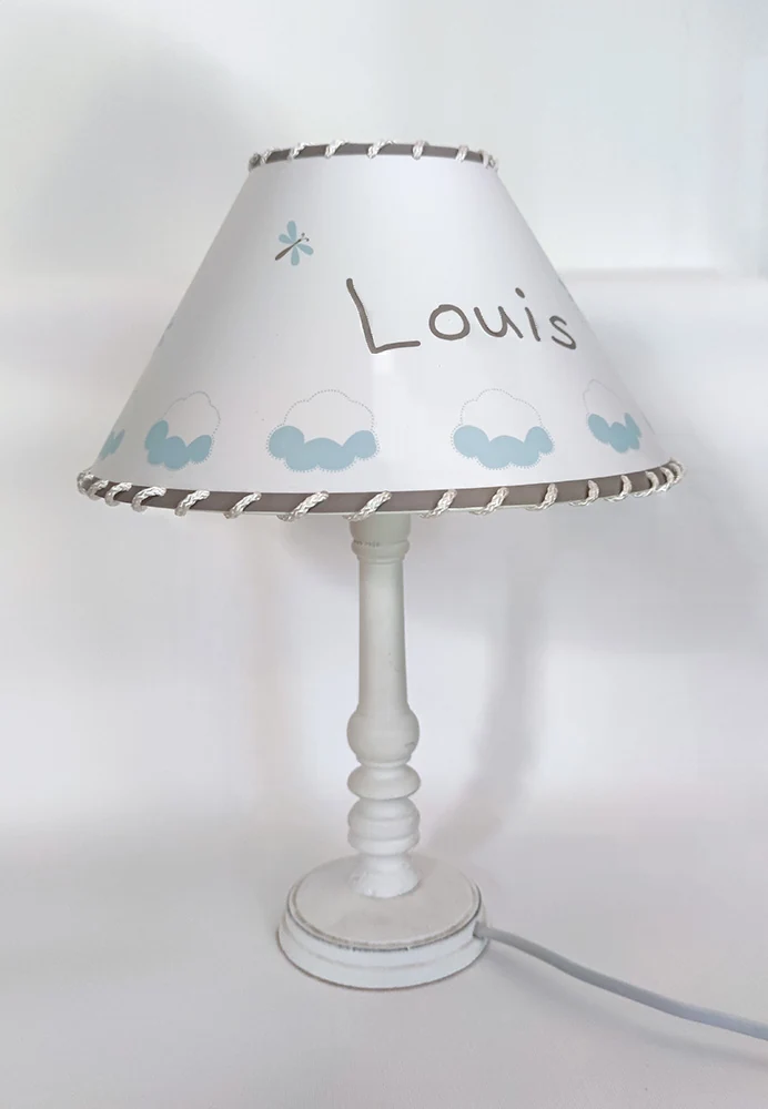 Lampe LED tactile ourson sur balançoire prénom bébé personnalisable